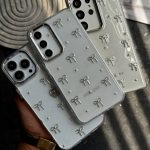 قاب موبایل ( آیفون - سامسونگ ) پاپیون ریز برجسته بیرنگ - تصویر 3