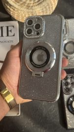 قاب موبایل ( آیفون - سامسونگ ) کلاسیک دور نگین طرح مگسیفیت استندشو - تصویر 9