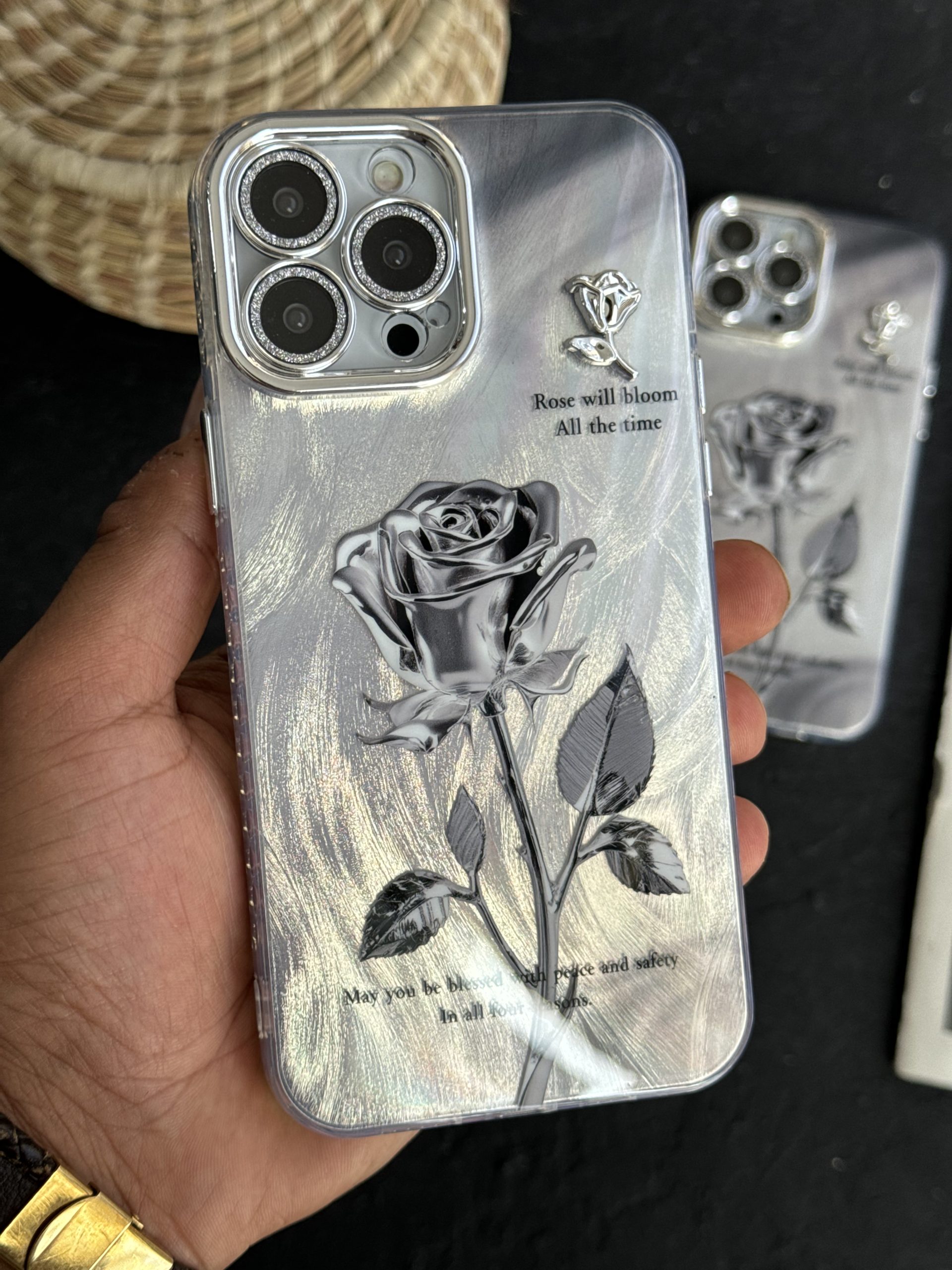 قاب موبایل آیفون گل رز سربی قاب موبایل آیفون گل رز سربی - تصویر 1