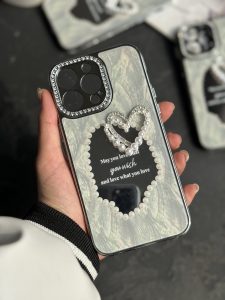 قاب موبایل آیفون قلب رمانتیک آیینه ای نگین دار + بندست - تصویر 3