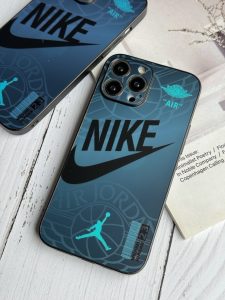 قاب موبایل آیفون نایک شبرنگ محافظ لنزدار - تصویر 4