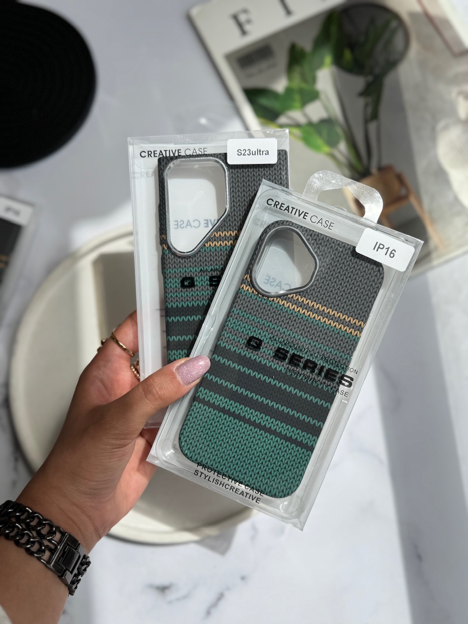 a485ab.jpeg قاب Green Carbon Vintage با مگ سیف (کدC1995) - تصویر 1