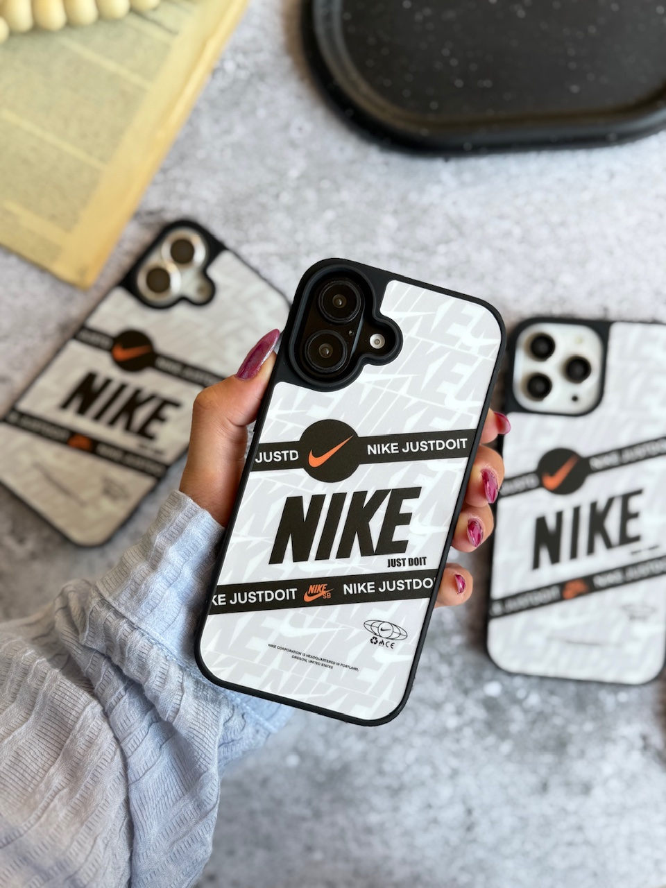 f8e41d.jpeg قاب نایکی Nike (کدC2050) - تصویر 1