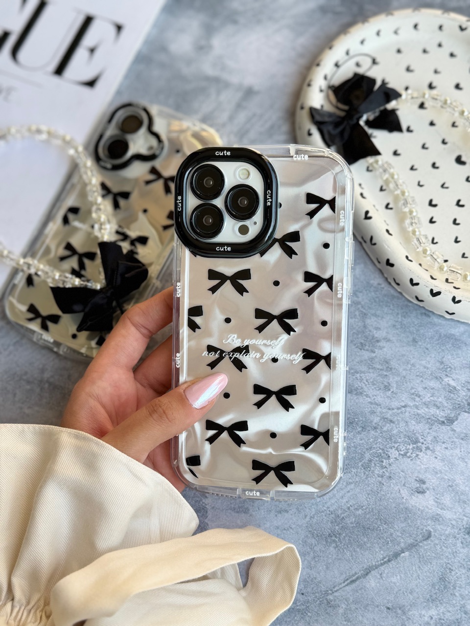855947.jpeg قاب Cute Bow Tie با آویز (کدC2074) - تصویر 1
