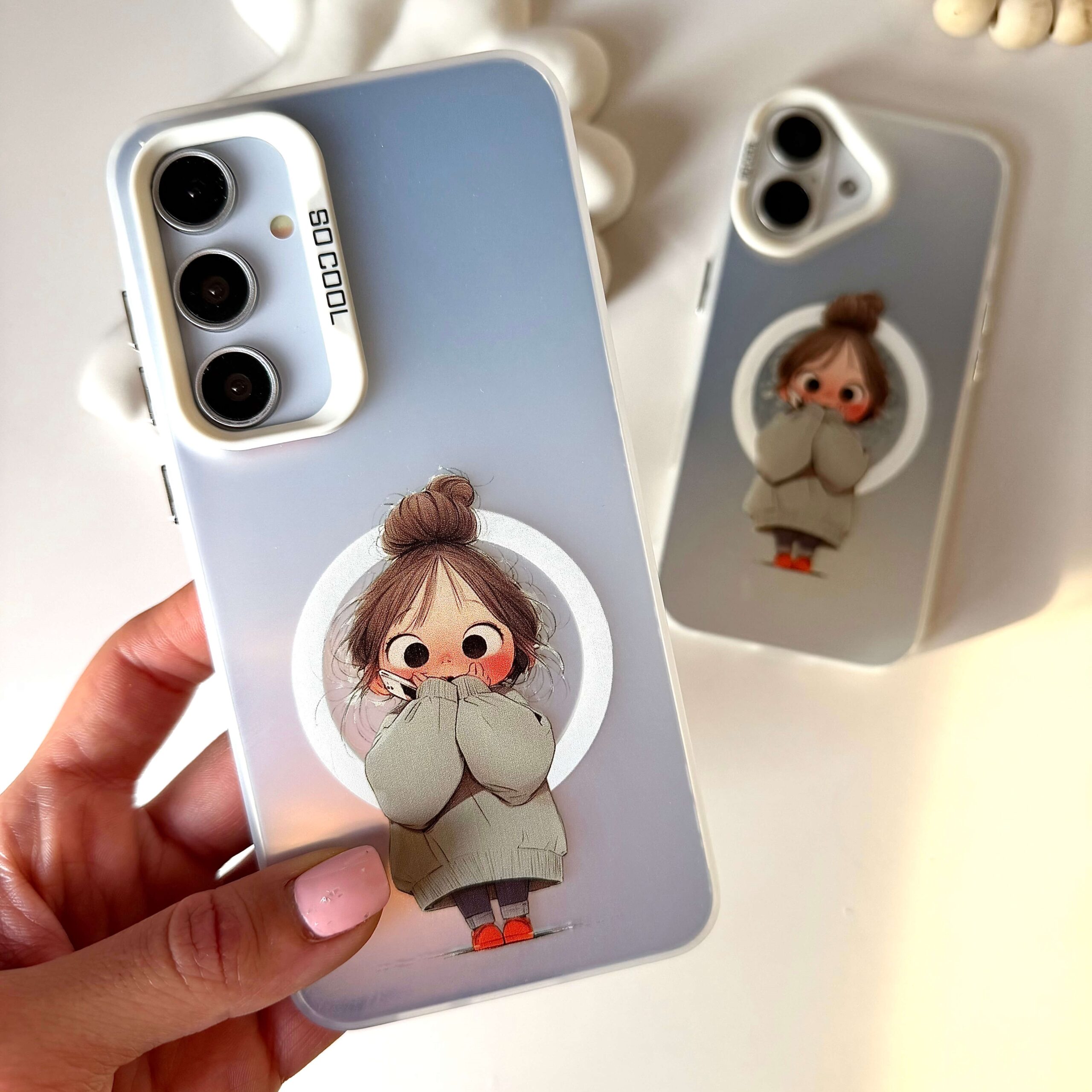 shy-girl-cover-1-scaled (1) قاب موبایل دختر خجالتی - تصویر 1